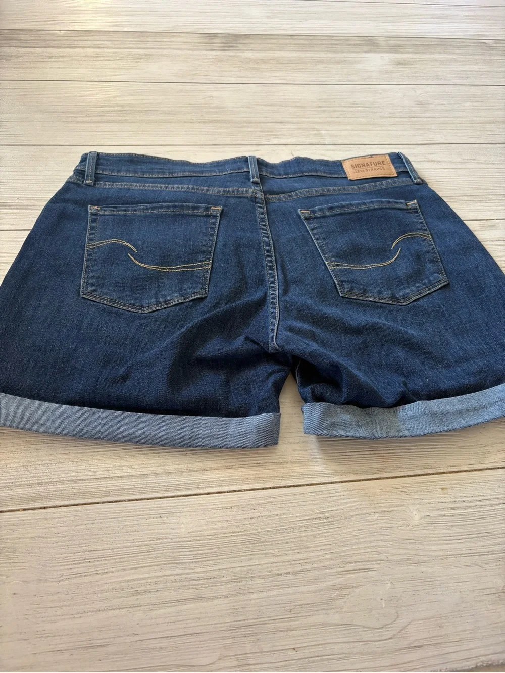 Levi's Dark Blue Cuffed Denim Shorts | Size 12 (W31)